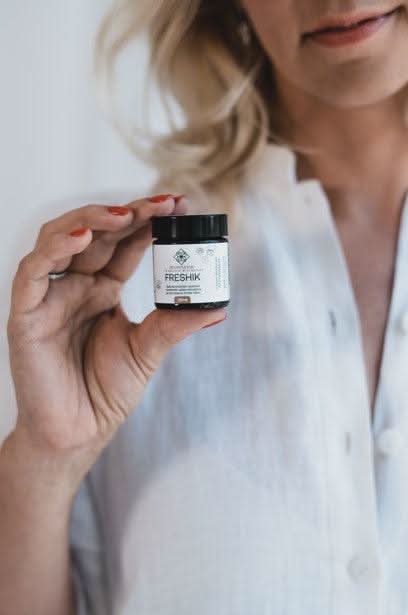 FRESHIK Chamomile Cream Deodorant 30ml - Sccoti