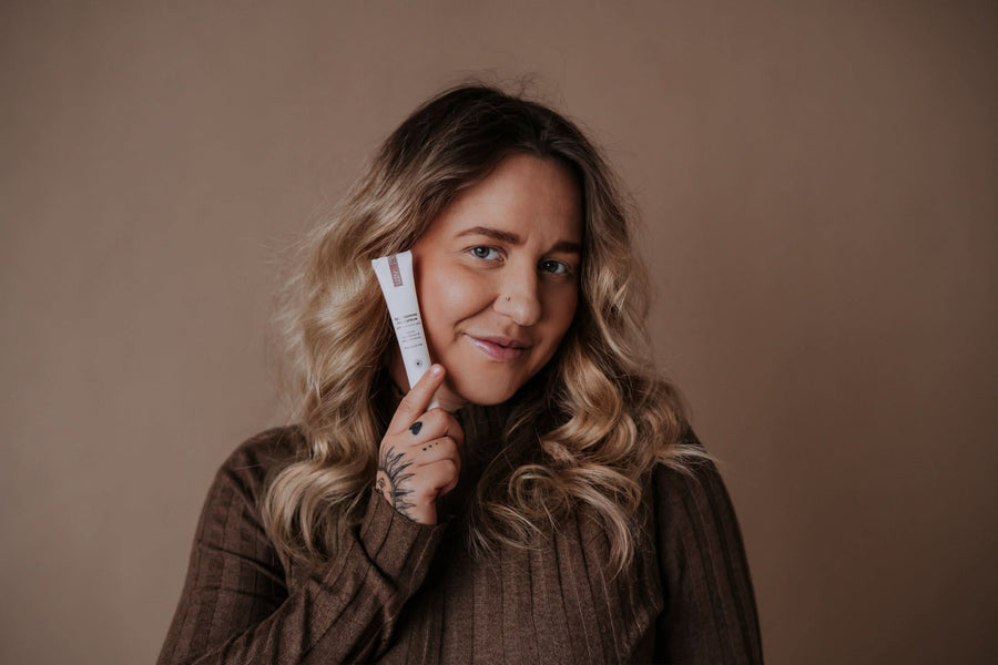 Self - Tanning Face Serum With Hyaluronic Acid, 20ml - Sccoti